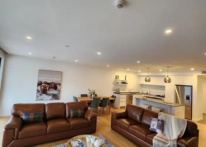 Lakeside Luxury 1 Bdrm 2 Bathroom! Apartment Wanaka