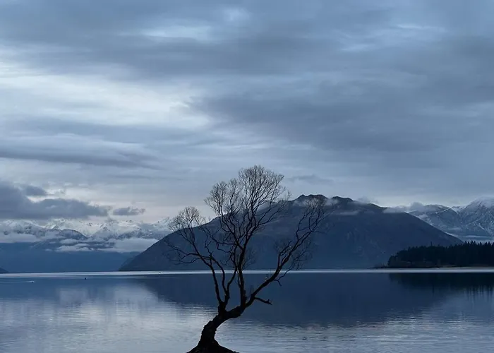 Lakeside Luxury 1 Bdrm 2 Bathroom! Apartment Wanaka